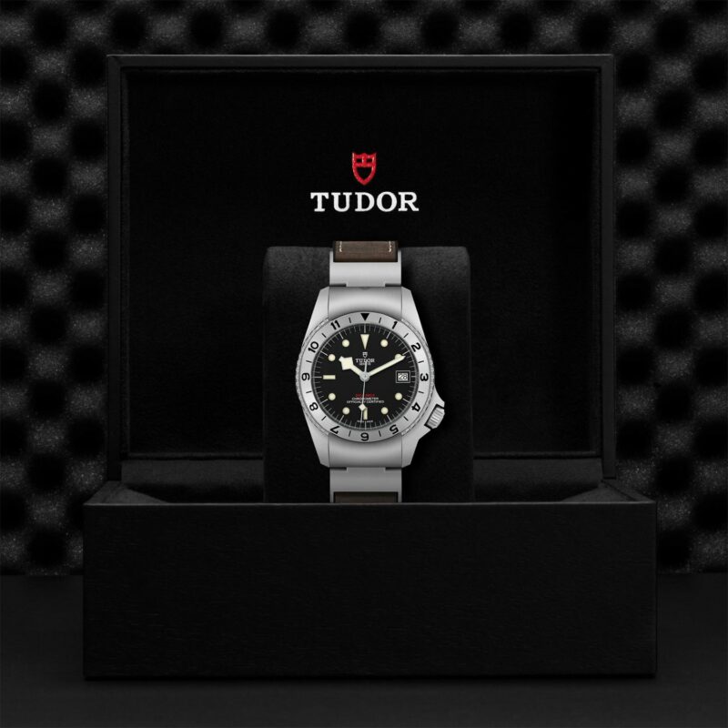 TUDOR Black Bay P01 Steel 42MM (M70150-0001)