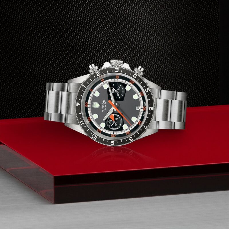 TUDOR Chrono Steel 42MM (M70330N-0006)